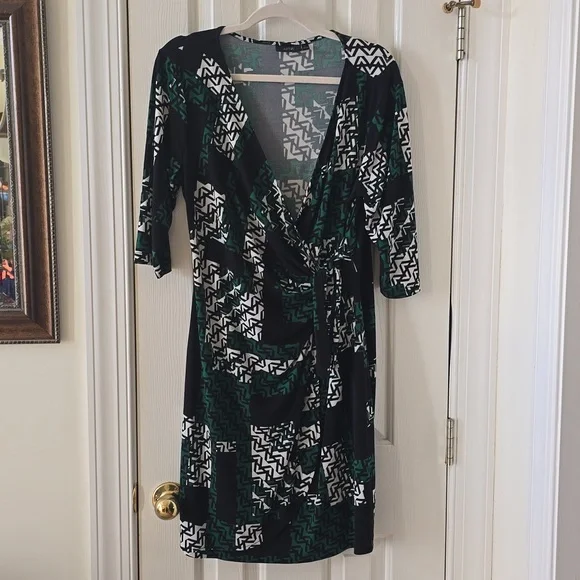 Apt. 9 | Dresses | Apt9 Brand Womens Black Green Asymmetrical Dress Size Large | Poshmark Apt. 9 | Dresses | Apt9 Brand Womens Black Green Asymmetrical Dress Size Large | Poshmark